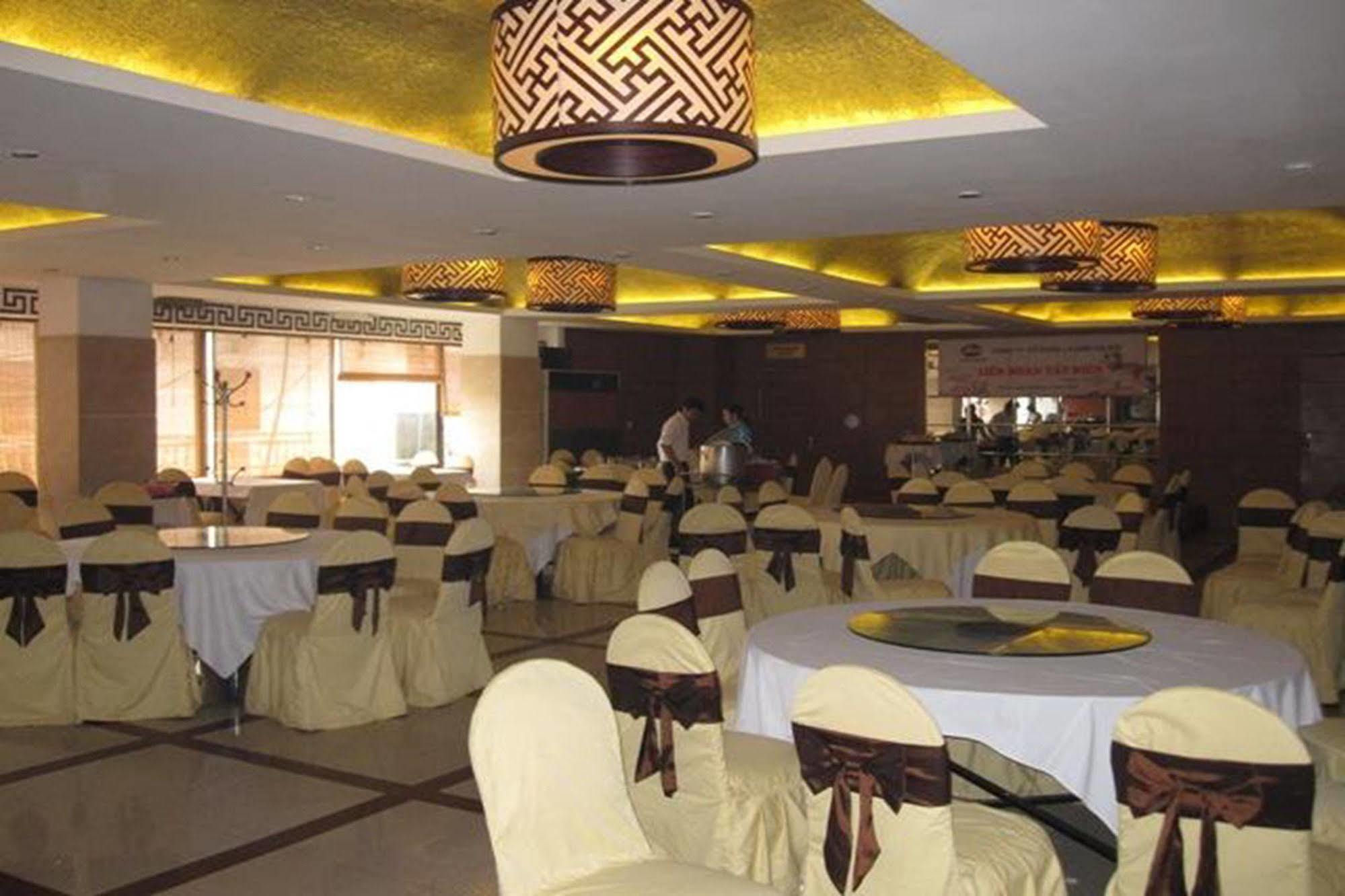Oasis Hanoi Hotel Exteriör bild