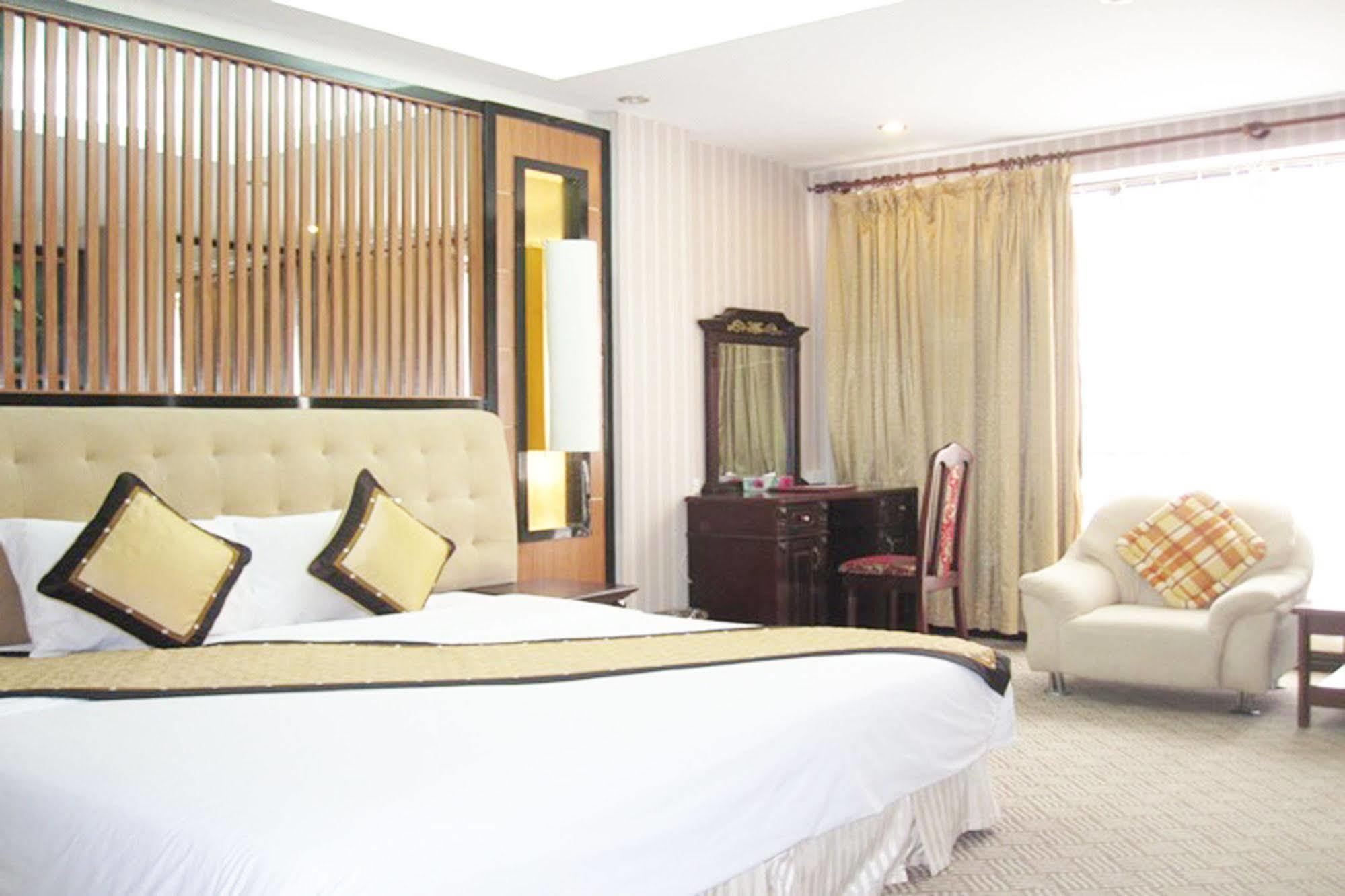 Oasis Hanoi Hotel Exteriör bild
